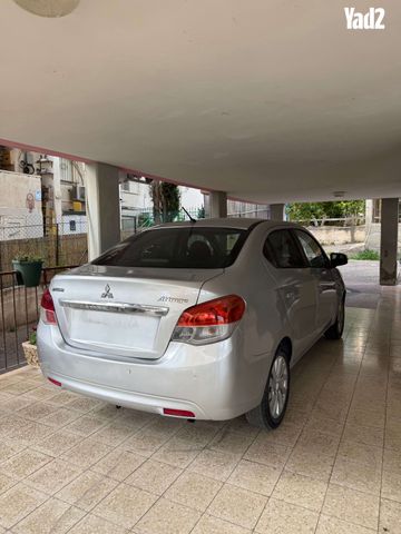 מודעת רכב מיצובישי אטראז'