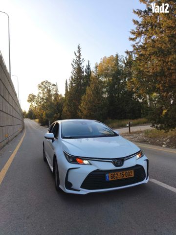 מודעת רכב טויוטה קורולה