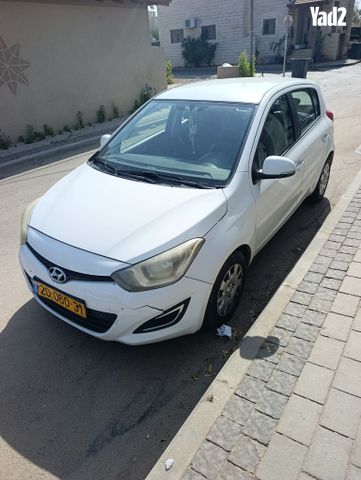 מודעת רכב יונדאי i20