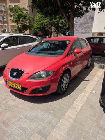 מודעת רכב סיאט לאון