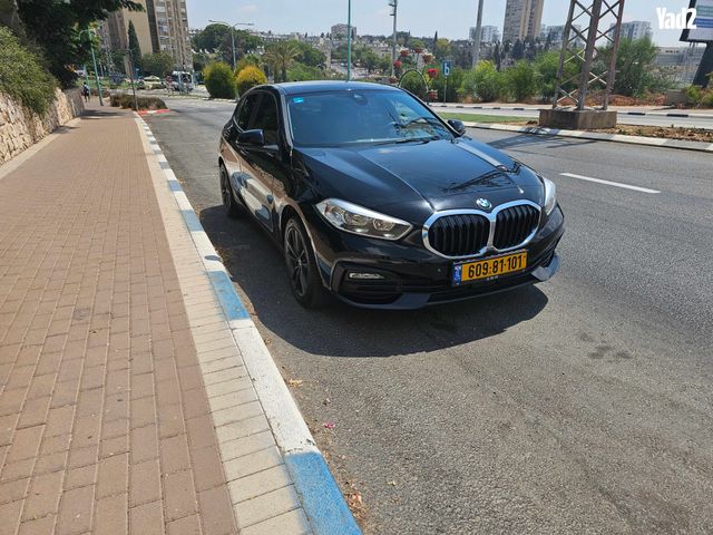 מודעת רכב ב מ וו סדרה 1