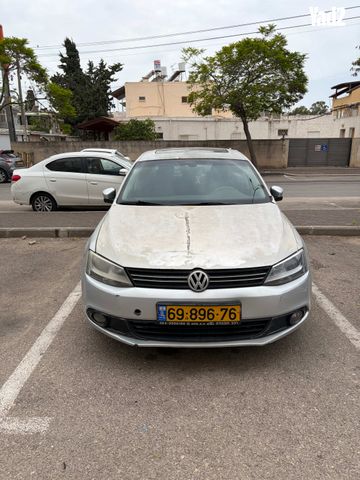 מודעת רכב פולקסווגן ג'טה