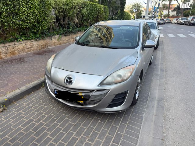 מודעת רכב מאזדה 3