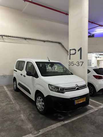 מודעת רכב סיטרואן ברלינגו