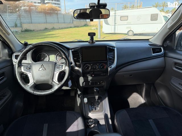 מודעת רכב מיצובישי טרייטון / L200 2