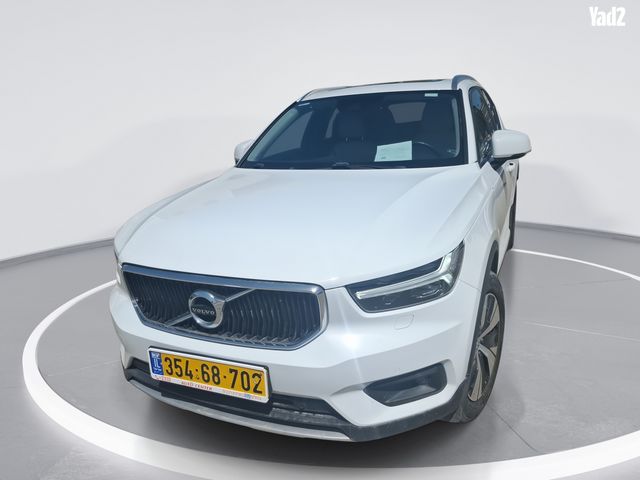 מודעת רכב וולוו XC40