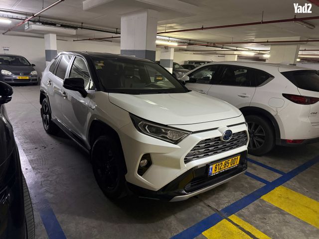 מודעת רכב טויוטה RAV4