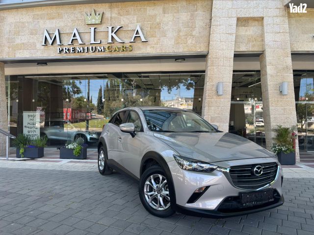 מודעת רכב מאזדה CX-3
