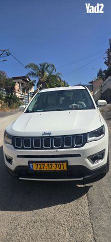 מודעת רכב ג'יפ קומפאס