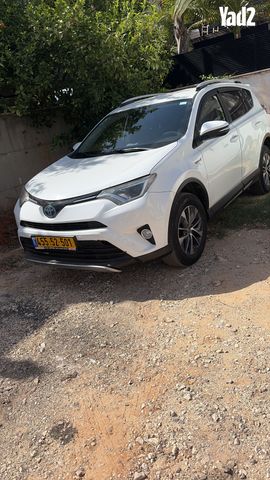 מודעת רכב טויוטה RAV4