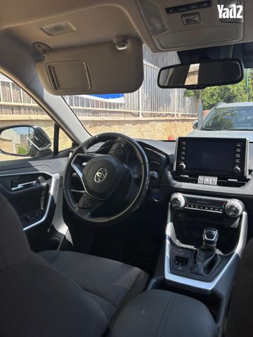 מודעת רכב טויוטה RAV4