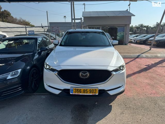 מודעת רכב מאזדה CX-5