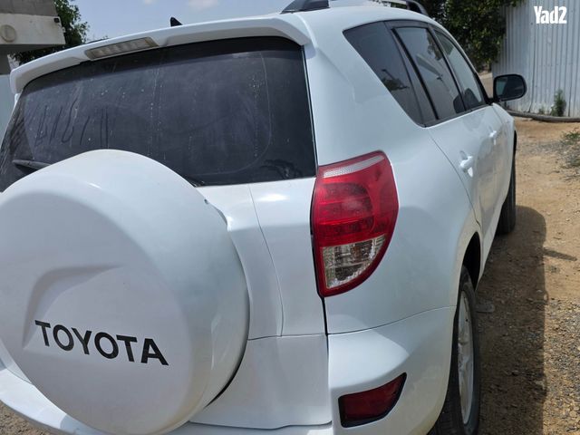 מודעת רכב טויוטה RAV4
