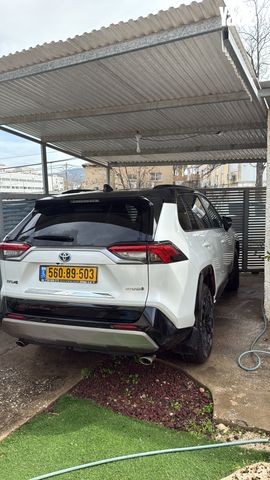 מודעת רכב טויוטה RAV4