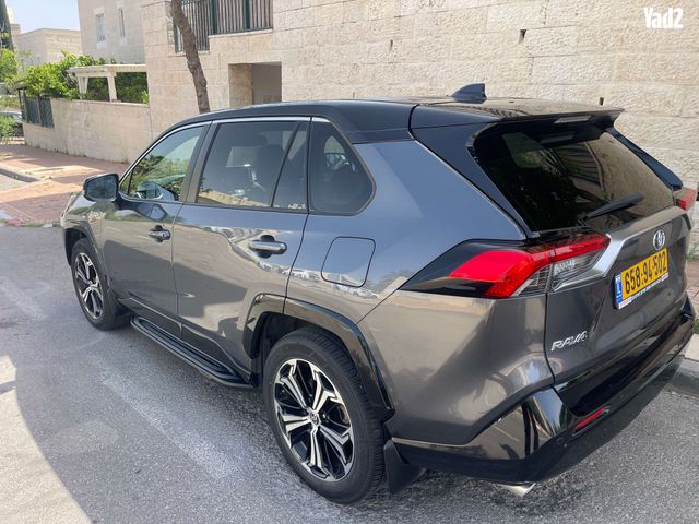 מודעת רכב טויוטה RAV4