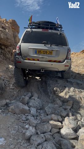 מודעת רכב ג'יפ גרנד צ'ירוקי
