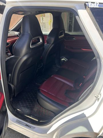 מודעת רכב אם ג'י EHS PHEV