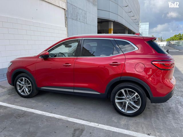 מודעת רכב אם ג'י EHS PHEV