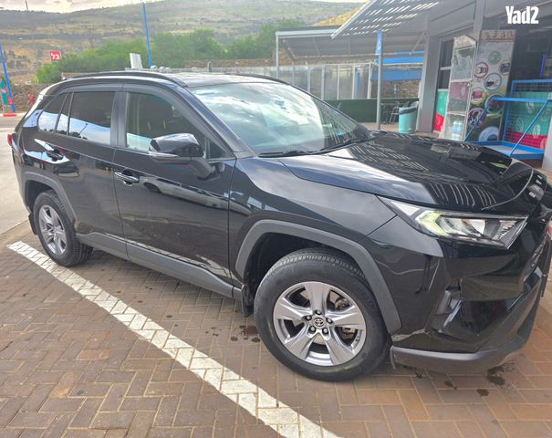 מודעת רכב טויוטה RAV4