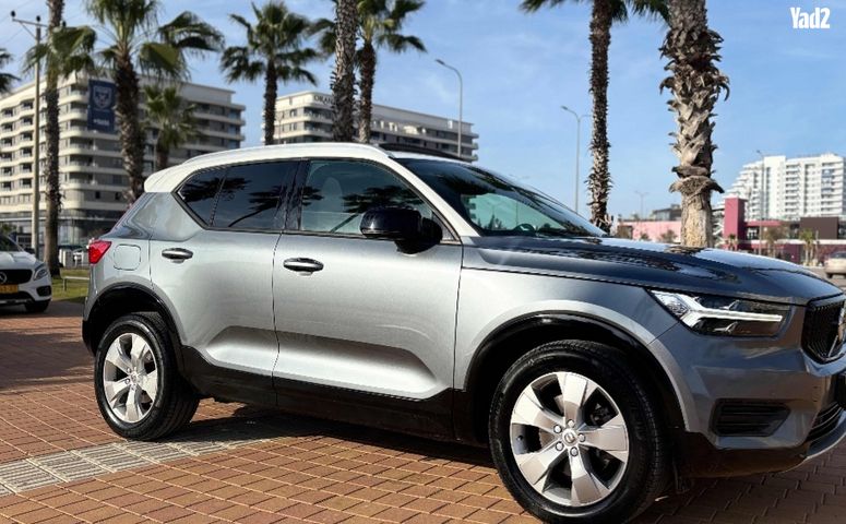 מודעת רכב וולוו XC40