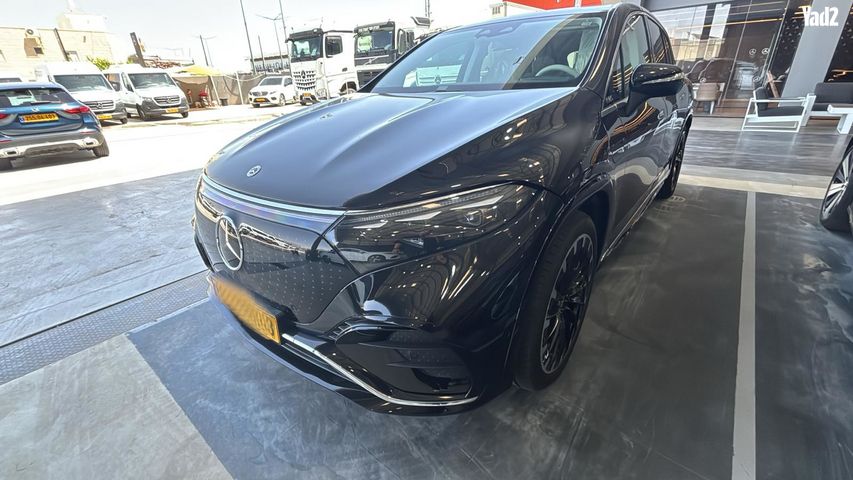 מודעת רכב מרצדס-בנץ EQS SUV