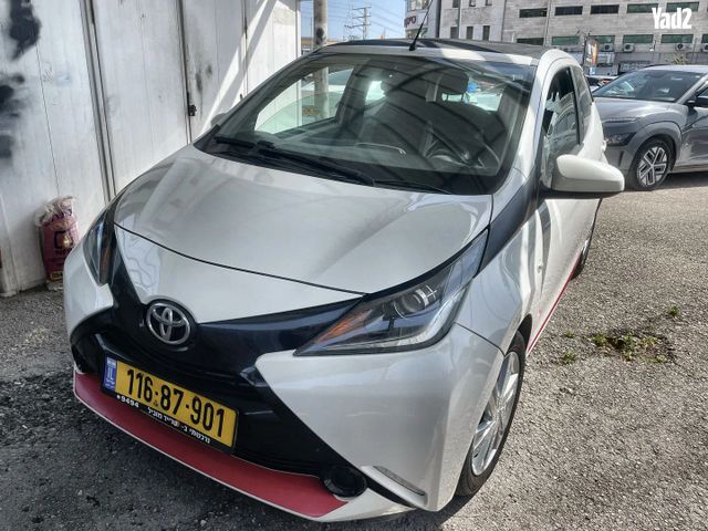 מודעת רכב טויוטה אייגו 1