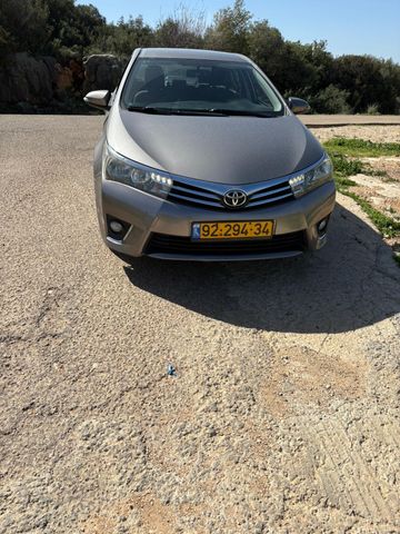 מודעת רכב טויוטה קורולה