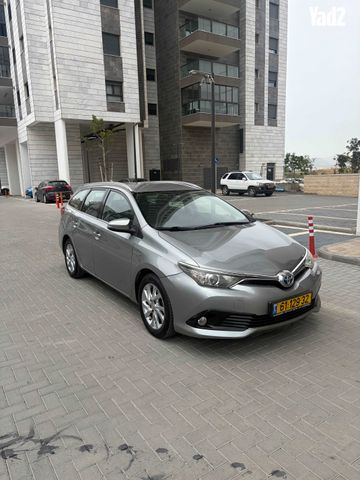 מודעת רכב טויוטה אוריס