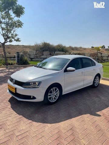 מודעת רכב פולקסווגן ג'טה