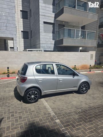מודעת רכב טויוטה יאריס