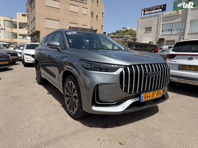 מודעת רכב ג'אקו J8