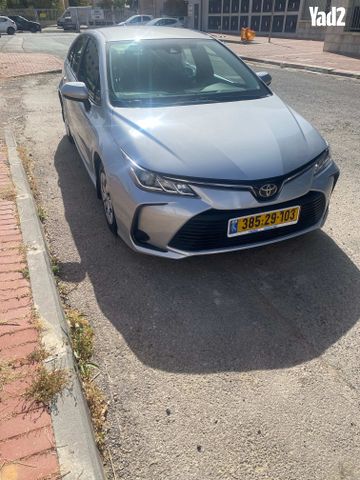 מודעת רכב טויוטה קורולה