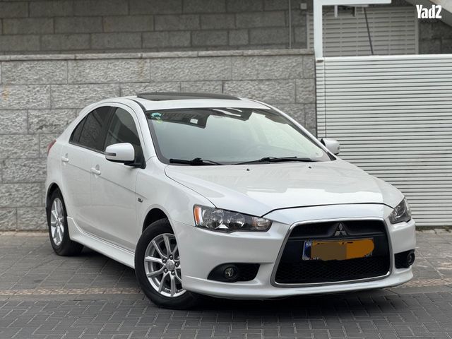 מודעת רכב מיצובישי לנסר