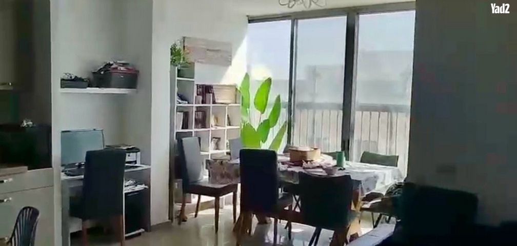 יונתן 10