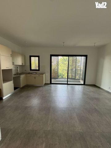 שדרות ירושלים 131