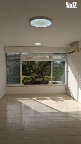 שדרות כצנלסון 18