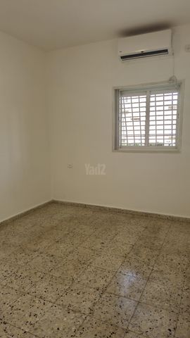 סוקולוב 136
