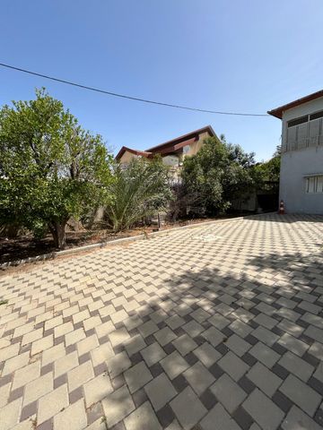 בית פרטי/ קוטג', קרית עקרון