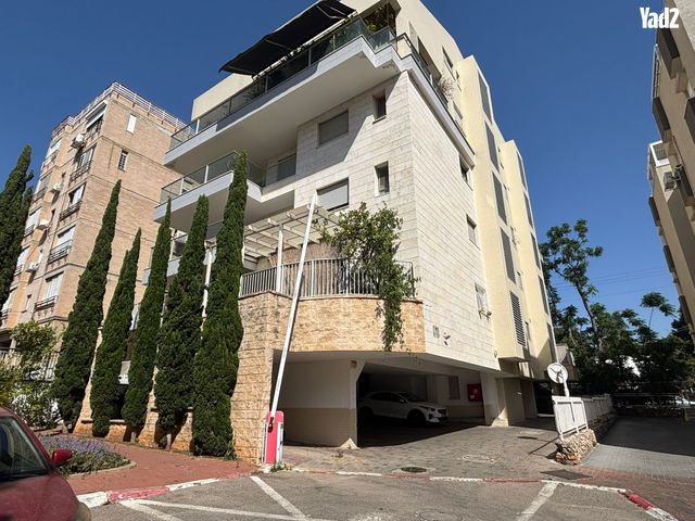 מודעת נכס, המעלות 8, ותיקים, כפר סבא
