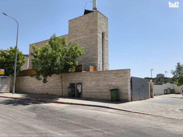 בית פרטי/ קוטג', בית שמש