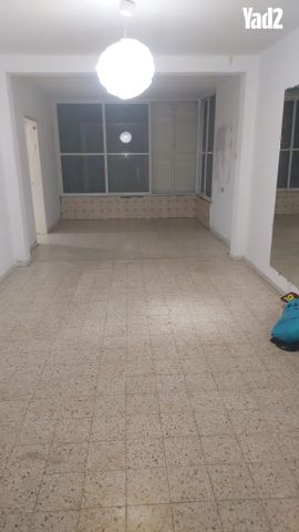 מודעת נכס, ראשון לציון