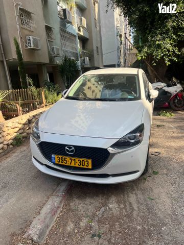 מודעת רכב מאזדה 2