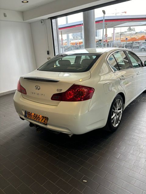 מודעת רכב אינפיניטי G37