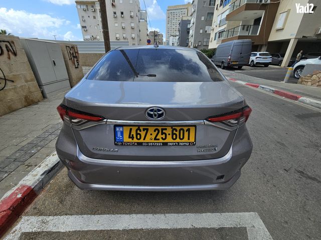 מודעת רכב טויוטה קורולה