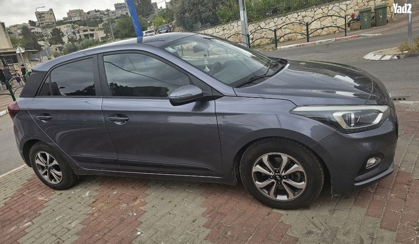 מודעת רכב יונדאי i20