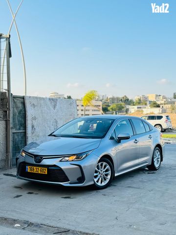 מודעת רכב טויוטה קורולה