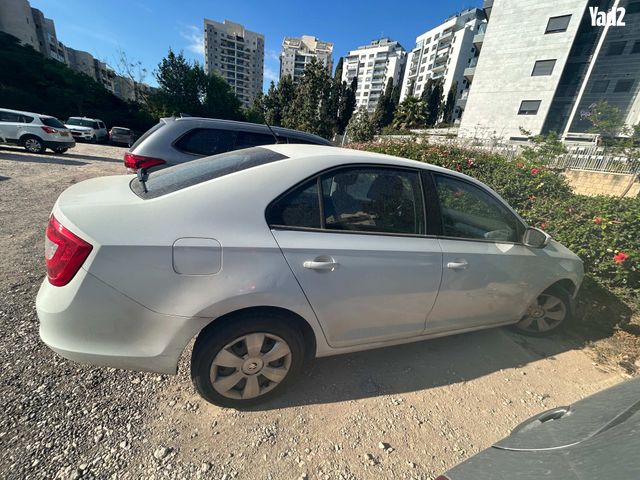 מודעת רכב סקודה ראפיד
