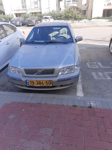 מודעת רכב וולוו S40