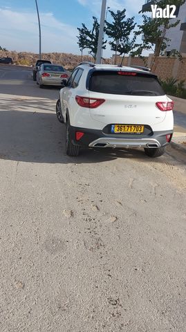 מודעת רכב קיה סטוניק