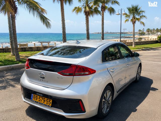 מודעת רכב יונדאי איוניק